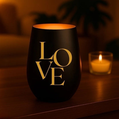 Aromatyczna świeca z motywem LOVE (miłość)