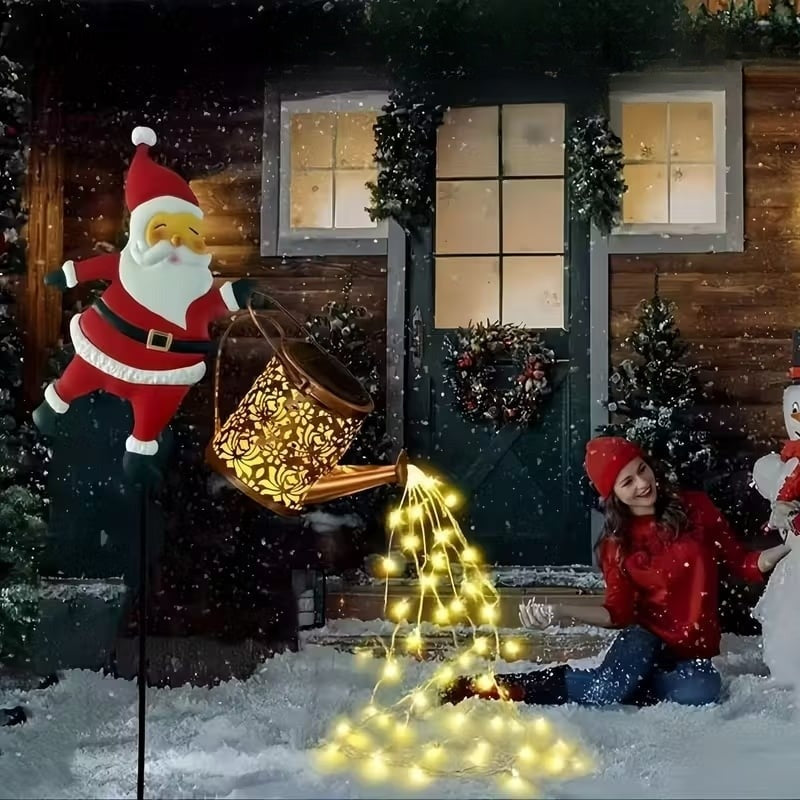 Konewka Świętego Mikołaja z lampkami solarnymi i wbitym stojakiem